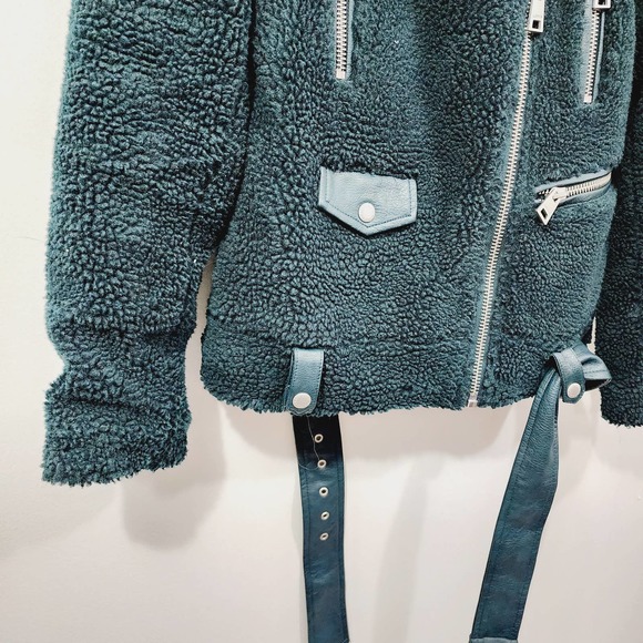 Levi's Women's Sherpa Oversized Belted Motorcycle Jacket in Tea Women's Size S - Picture 5 of 15